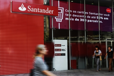 Santander altera horário de funcionamento das agências