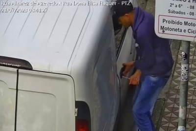 COI flagra furto de carga no Centro de Santo André e homem é preso
