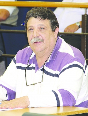 Vereador Flavio Rstom solicita RX Panor&acirc;mico para UBSs