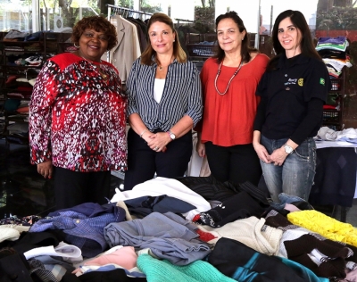 Fundo Social recebe doação de 3 mil peças de roupas