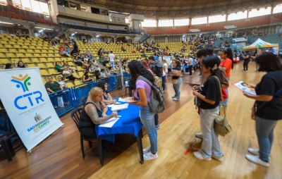 Feir&atilde;o de Empregos de Natal oferece mais de 7.500 vagas em S&atilde;o Bernardo no dia 12 de dezembro