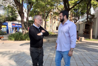 C&eacute;sar Oliva comemora decis&atilde;o do Governo sobre a reabertura da Rua Santa Catarina