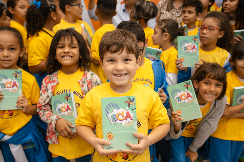 Estudantes da rede municipal de São Bernardo fazem primeiro ‘tour’ de 2026 para conhecer Prefeitura e Câmara