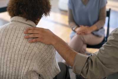 Atua&ccedil;&atilde;o do psic&oacute;logo no Centros de Aten&ccedil;&atilde;o Psicossocial (CAPS): Um di&aacute;logo entre teoria e pr&aacute;tica