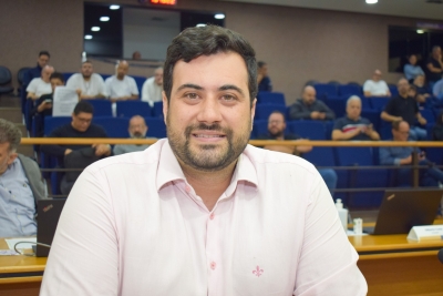 C&eacute;sar Oliva indica cria&ccedil;&atilde;o do Aux&iacute;lio M&atilde;e At&iacute;pica em S&atilde;o Caetano