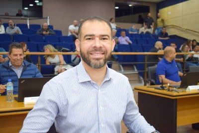 Vereador Igor Cavelagna prop&otilde;e instala&ccedil;&atilde;o de Totem Pet Solid&aacute;rio em S&atilde;o Caetano