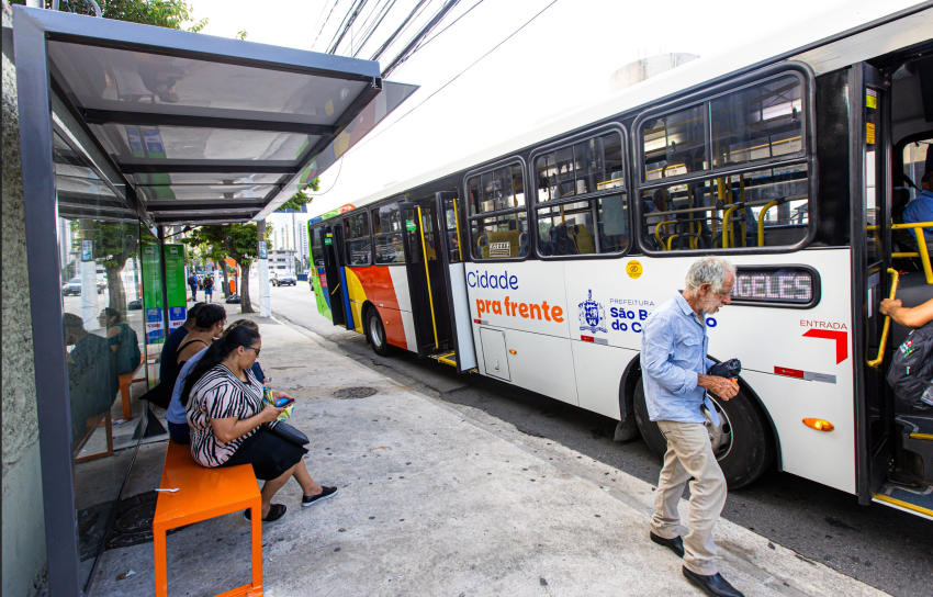 Dia do Trabalhador: São Bernardo terá gratuidade de ônibus municipais nesta sexta-feira