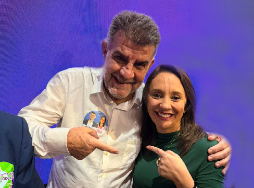 Parra lança candidatura a deputado estadual ao lado de Renata Abreu