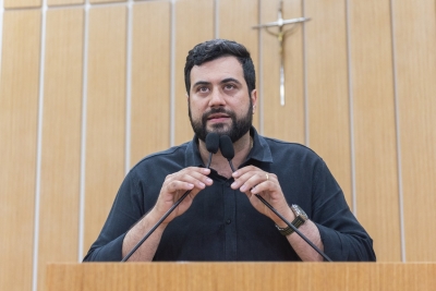 C&eacute;sar Oliva prop&otilde;e cria&ccedil;&atilde;o de carteira de identifica&ccedil;&atilde;o para pessoas com Neuralgia do Trig&ecirc;meo em S&atilde;o Caetano