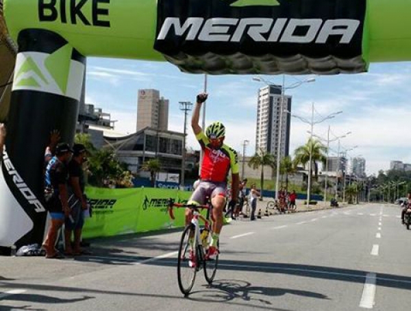 Ciclismo de S&atilde;o Bernardo vence prova de resist&ecirc;ncia