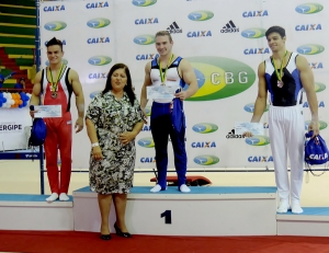 Arthur Zanetti leva ouro no Campeonato Brasileiro