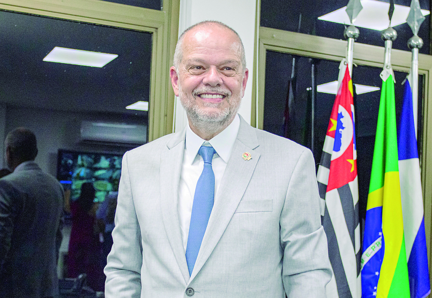 Prefeito Tite Campanella promove ajustes no secretariado