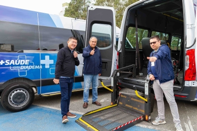 Diadema apresenta nova frota da Sa&uacute;de