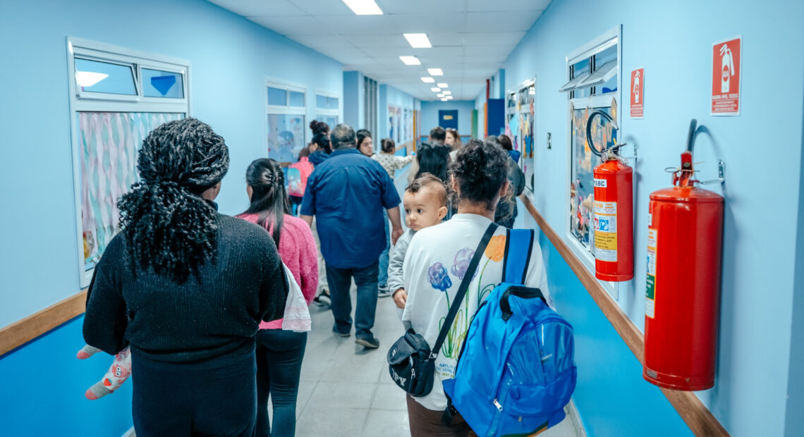 Creche Noturna inicia 1º dia de atendimento em São Bernardo para ajudar pais que estudam ou trabalham à noite