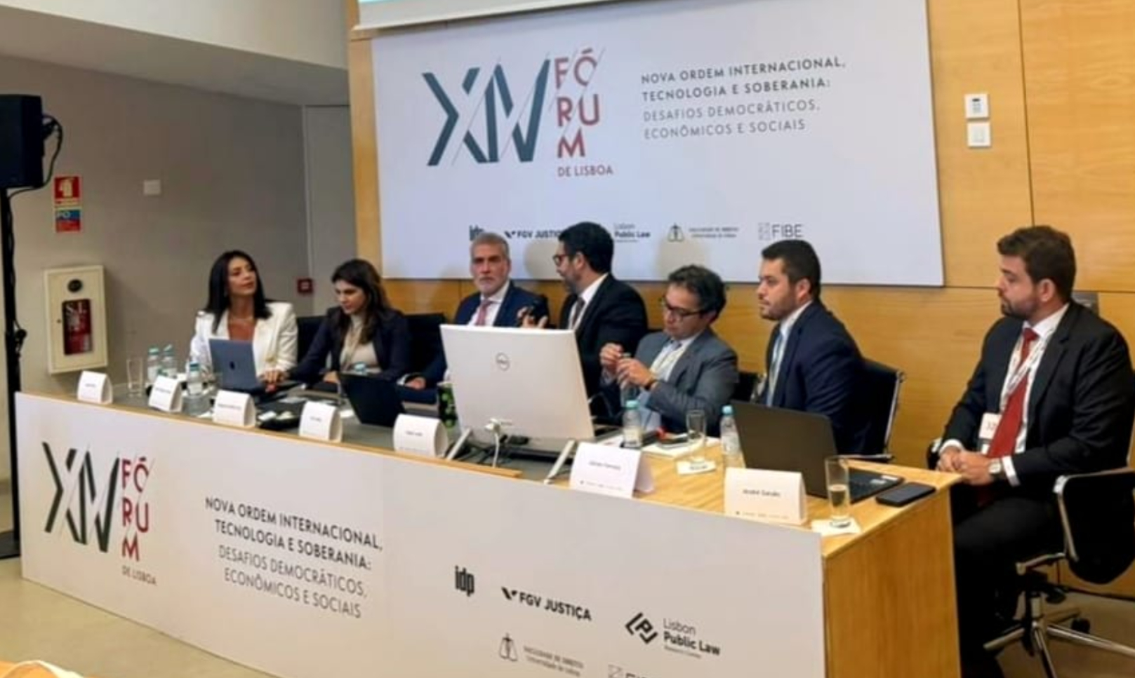 Gilvan Ferreira apresenta modelo de monitoramento inteligente de Santo André em Fórum de Lisboa
