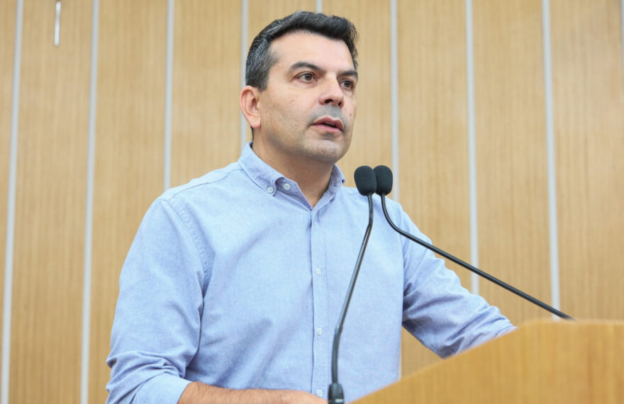 Luis Galarraga propõe programa de intercâmbio educacional para estudantes de São Caetano