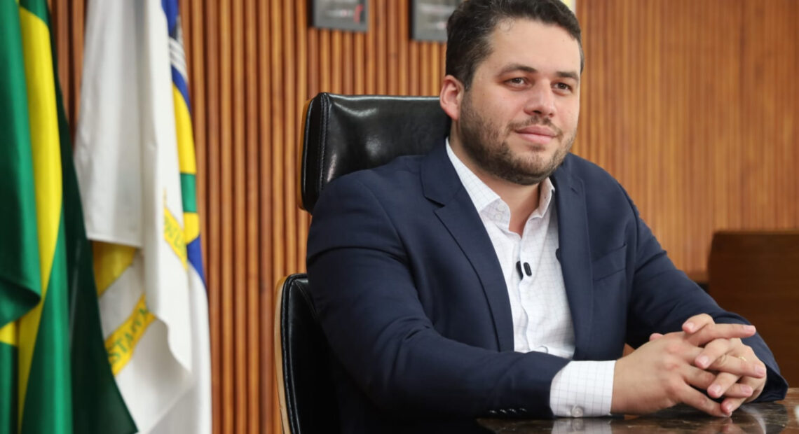 Gilvan conclui reforma administrativa que vai gerar economia de R$ 5 milhões aos cofres públicos
