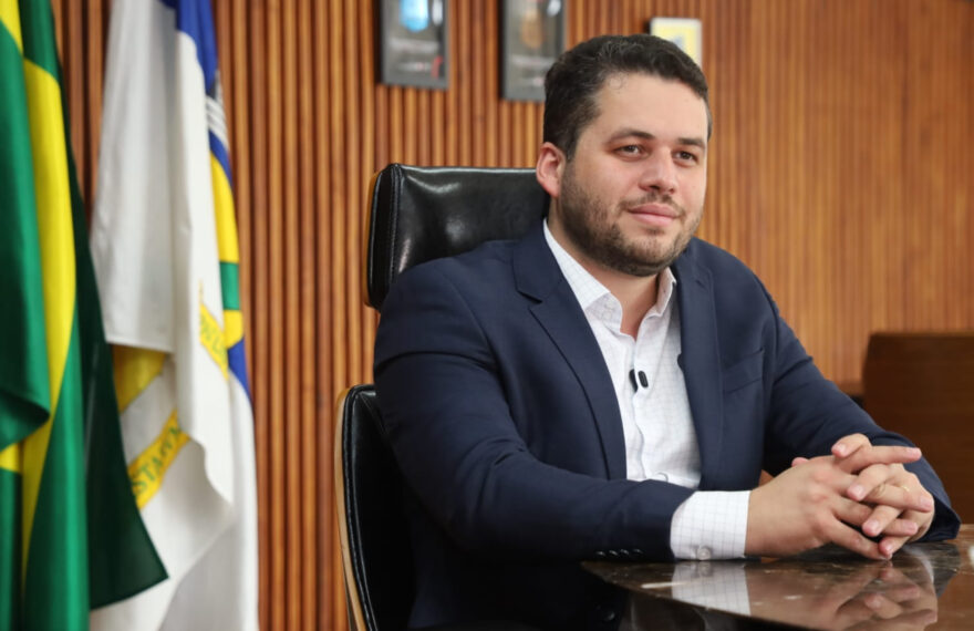 Gilvan conclui reforma administrativa que vai gerar economia de R$ 5 milhões aos cofres públicos