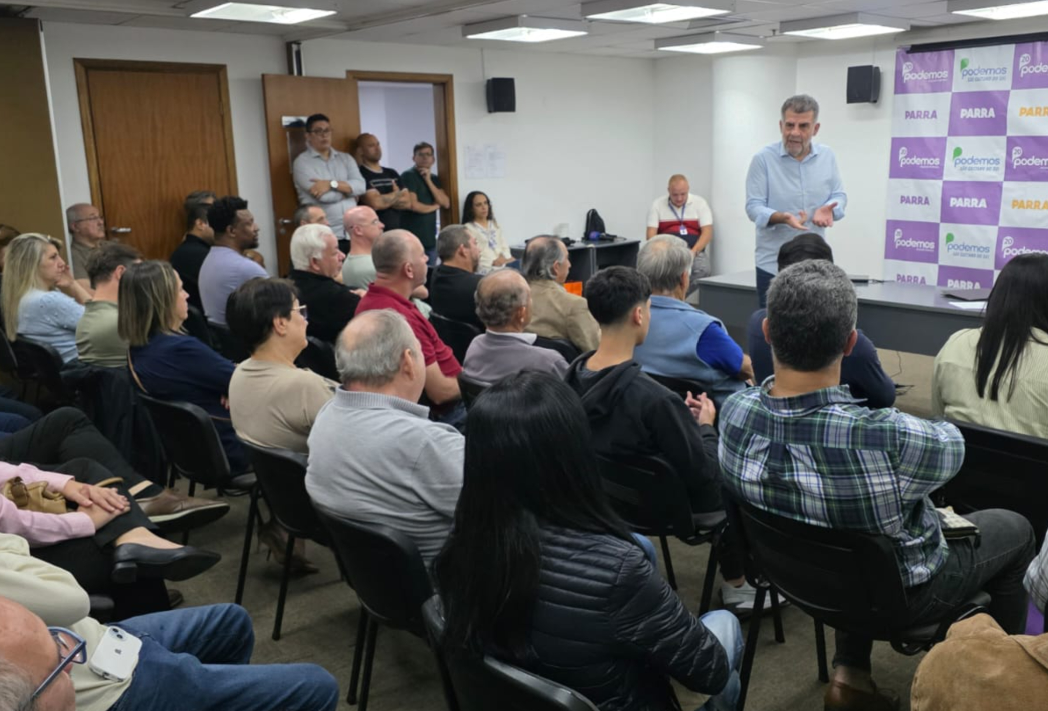 Parra reúne grupo político e fortalece pré-candidatura a deputado estadual